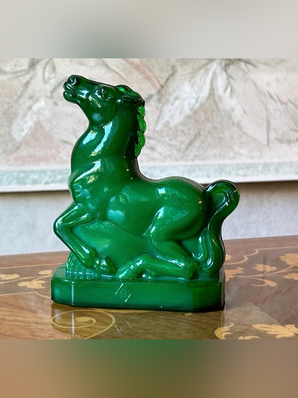 Boyd Crystal Art Glass Joey The Horse Green Paperweight